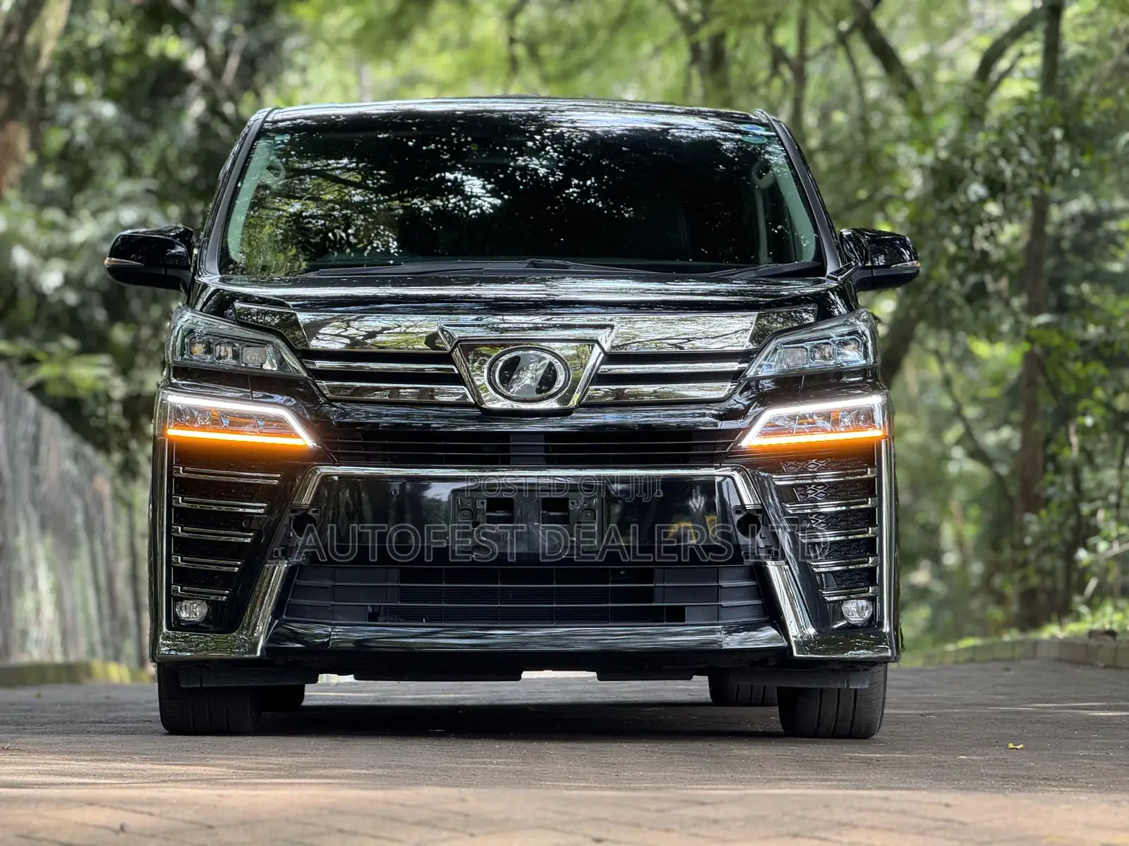 Toyota Vellfire 2019 Black
