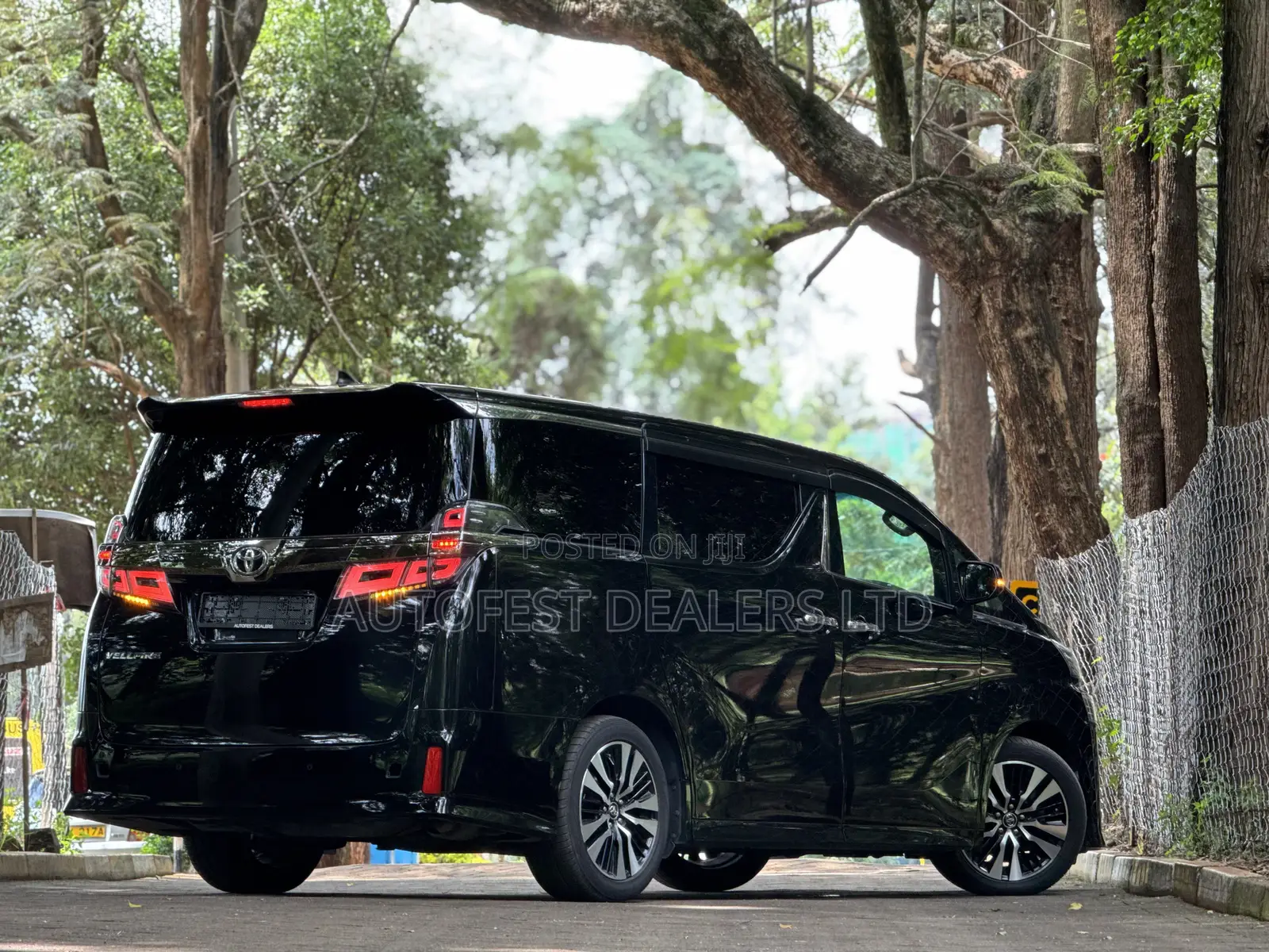 Toyota Vellfire 2019 Black