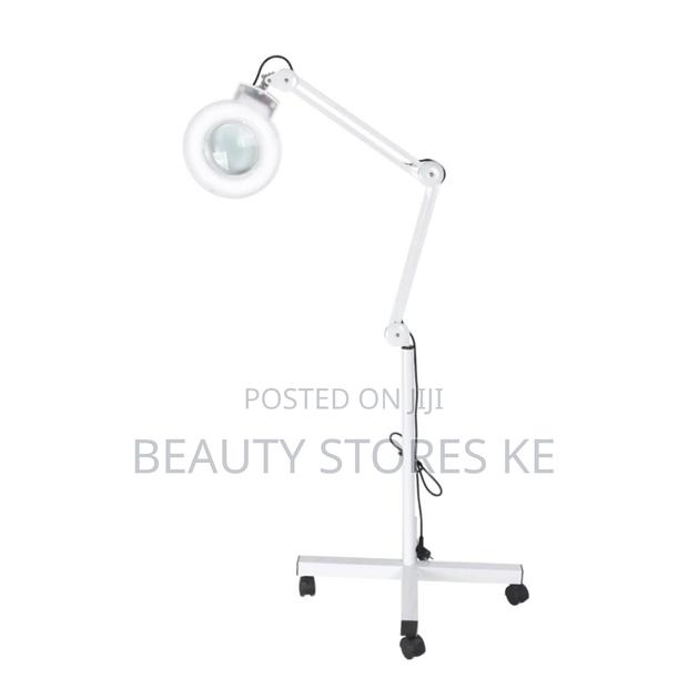 Magnifying Light Lamp With Stand
