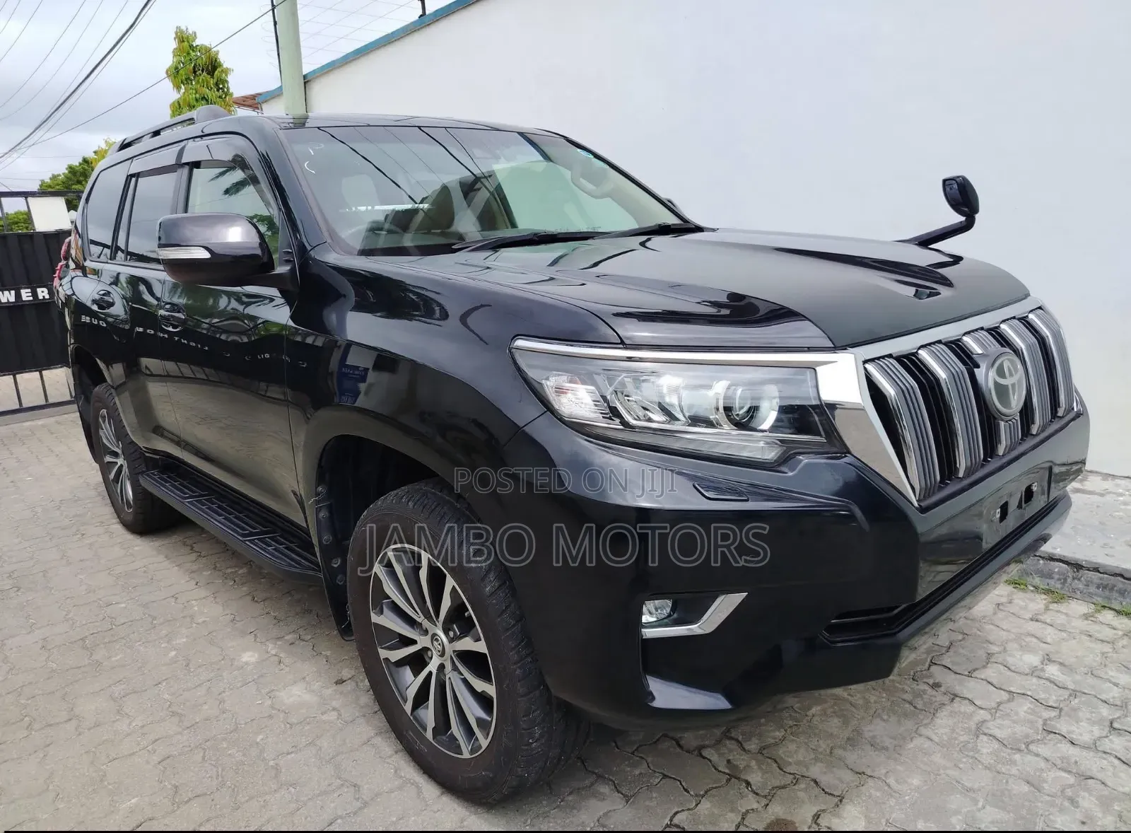 Toyota Land Cruiser Prado 2.7 2021 Black