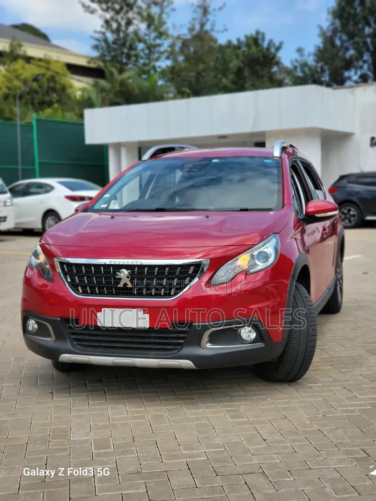 Peugeot 2008 1.2 PureTech (130 Hp) 2017 Red