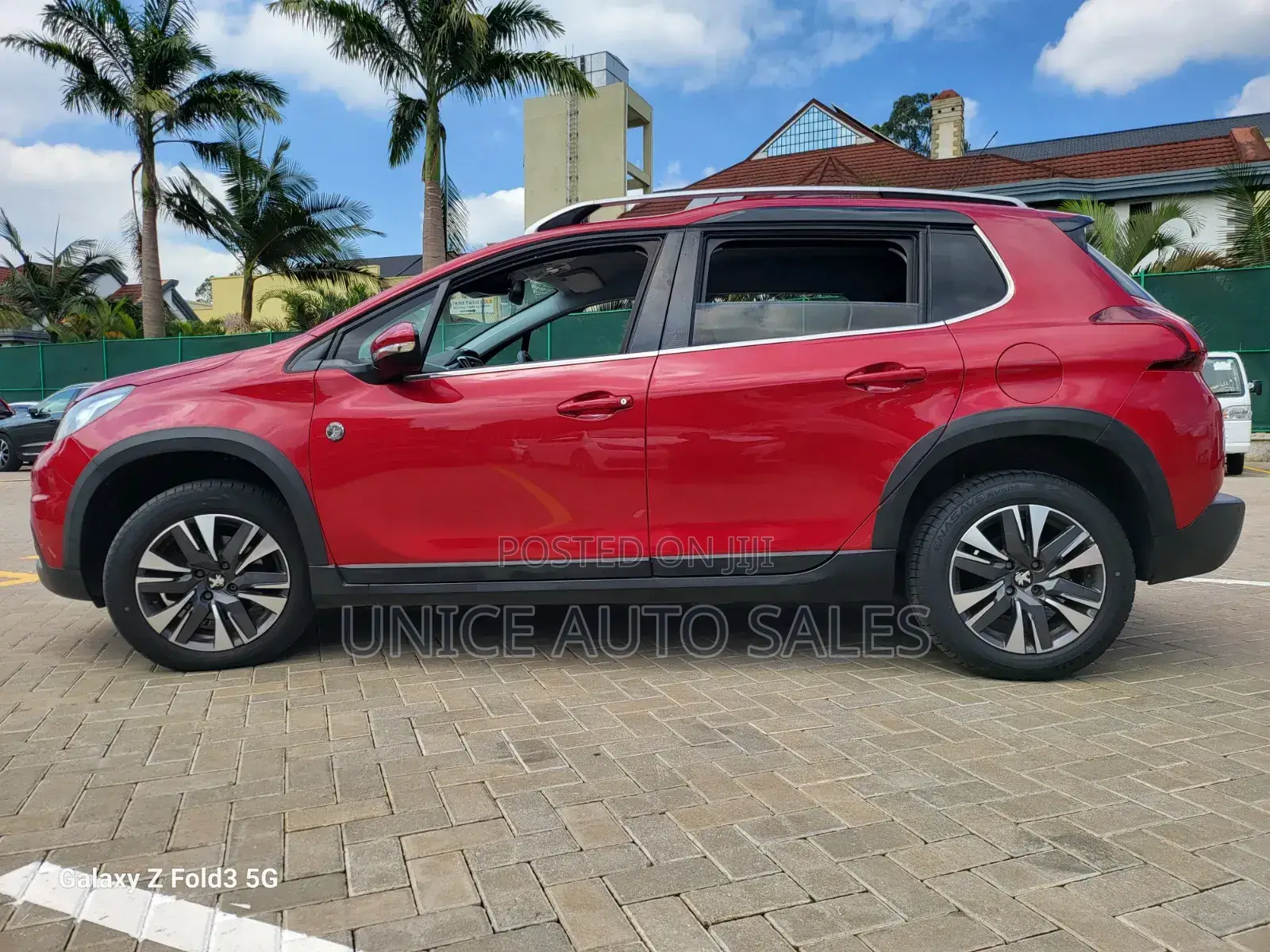 Peugeot 2008 1.2 PureTech (130 Hp) 2017 Red