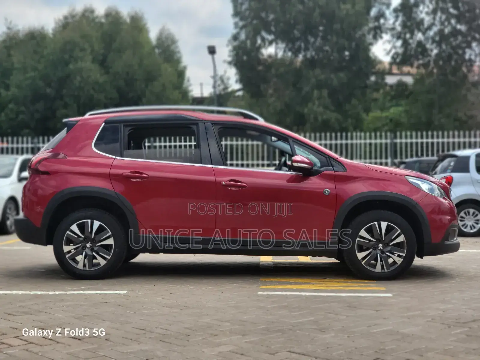 Peugeot 2008 1.2 PureTech (130 Hp) 2017 Red