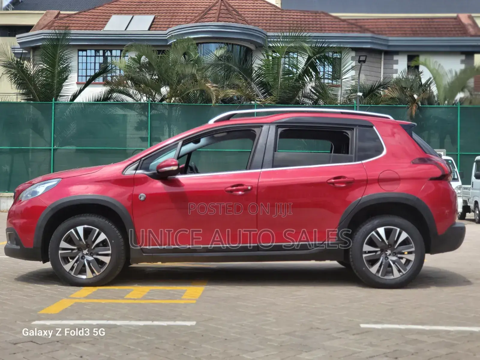 Peugeot 2008 1.2 PureTech (130 Hp) 2017 Red