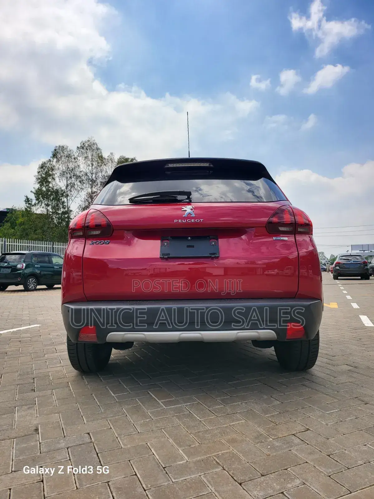 Peugeot 2008 1.2 PureTech (130 Hp) 2017 Red