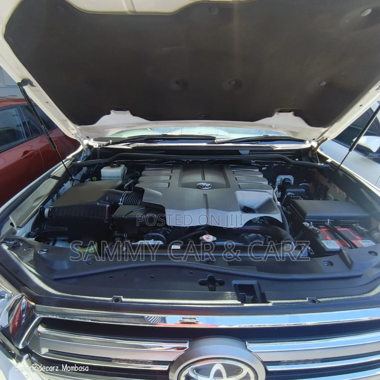 Toyota Land Cruiser 2018 White