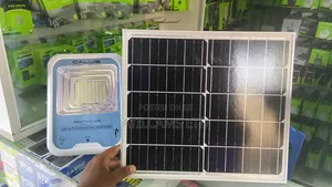 Calus 100w Solar Motion-Sensor Flood Light1qq