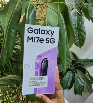 New Samsung Galaxy M17 5G 128 GB Purple
