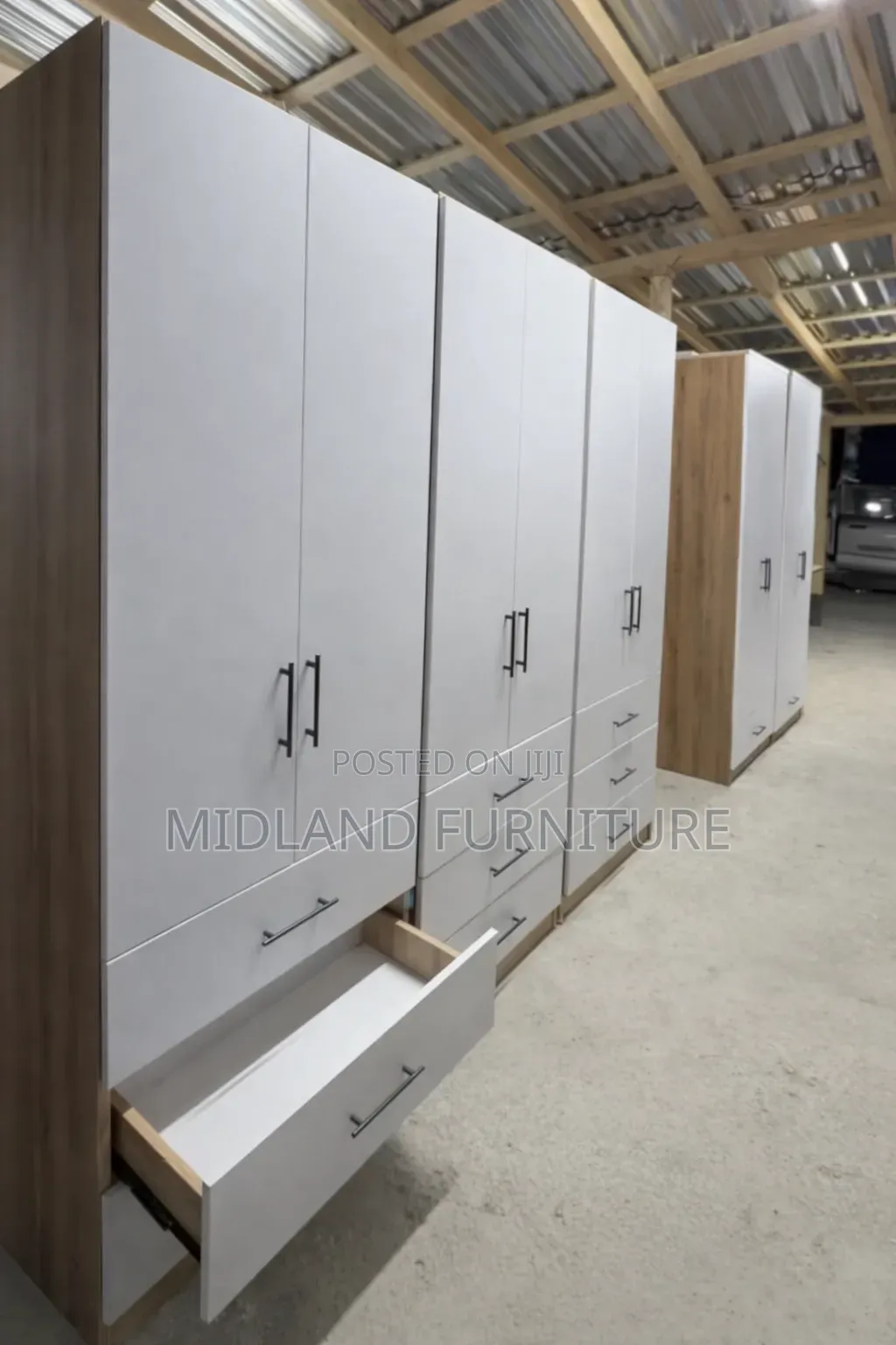 Wardrobe / Cupboard Installation / Wardrobe Cabinet Carpenter