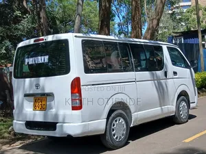 Toyota HiAce 2012 White