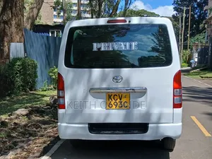 Toyota HiAce 2012 White