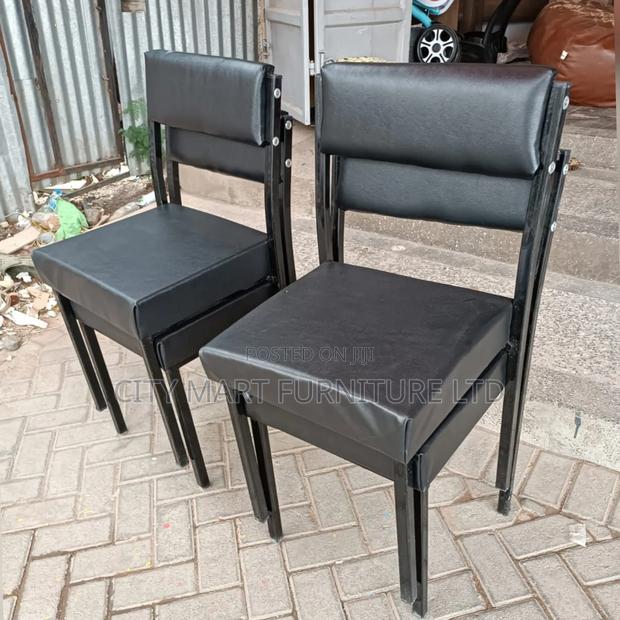 Waiting/Caterina Office Chairs
