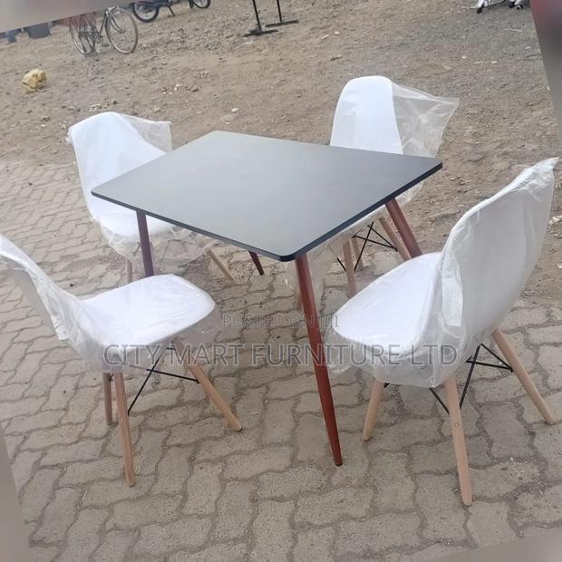 Eames Dining Set