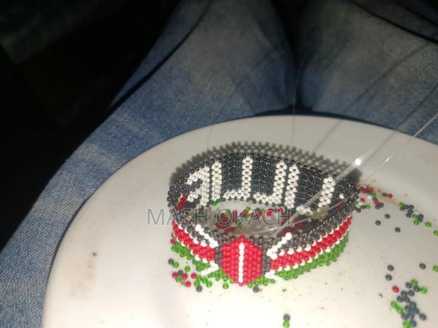Art and Design Jewellery - thumbnail 2