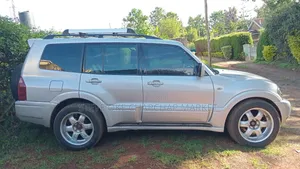 Mitsubishi Pajero 3.2 Di-Dc GLS 2009 Silver