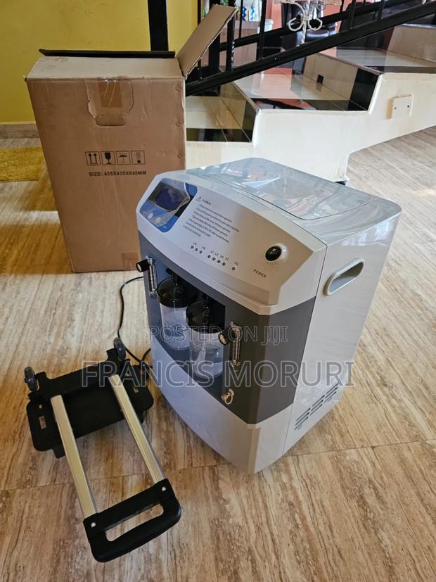 Oxygen Concentrator - main view