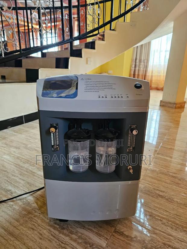Oxygen Concentrator - thumbnail 4