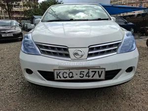 Nissan Tiida 2011 White