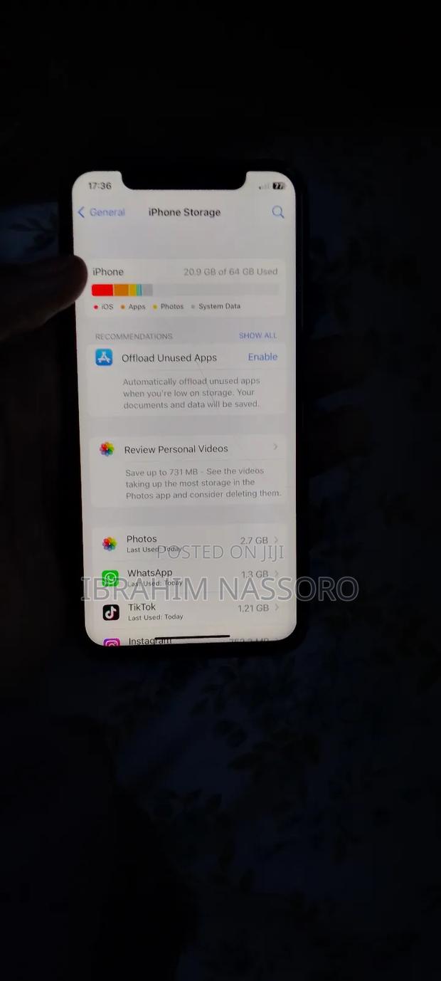 Apple iPhone X 64 GB Black - thumbnail 4