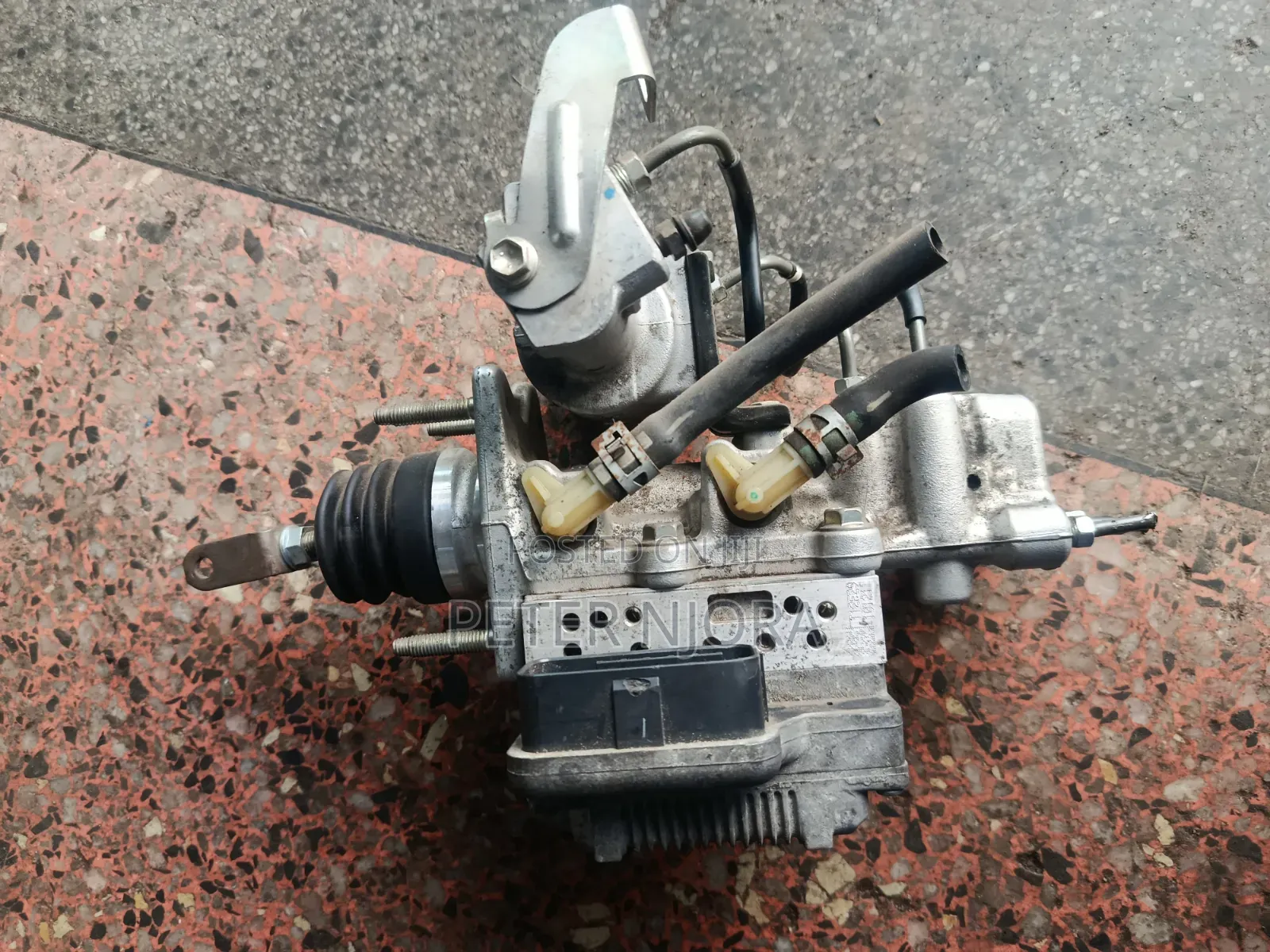 Aqua/Sienta Hybrid Water Pump