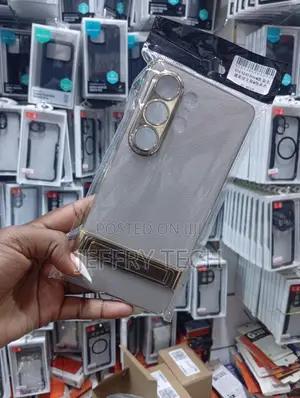 Luxury Faux-Leather Back Cover Case With a Built-in Metal