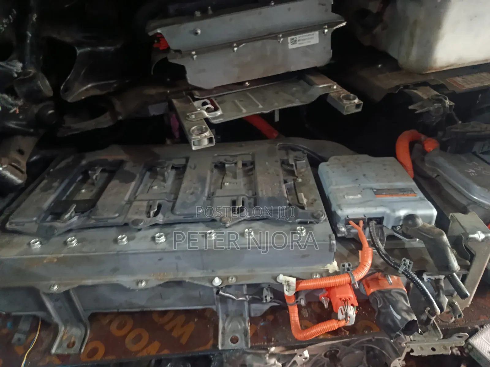 Complete Hybrid Battery Crown 2015