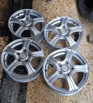 15 Inch Rims 5x100 / 5x114.3 – Saloon Car Mid Suv Alloy Wheels