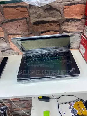 Laptop Lenovo Yoga 11e 8GB Intel Core i5 SSD 256GB