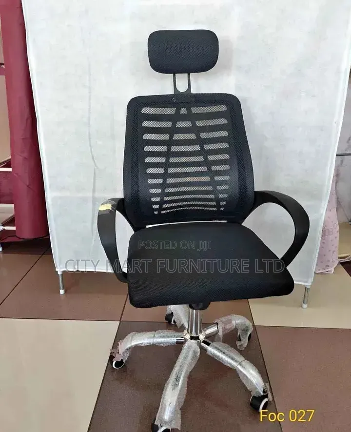 Cozy Headrest Office Chairs