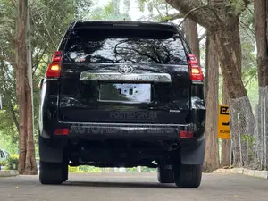 Toyota Land Cruiser Prado 2021 Black