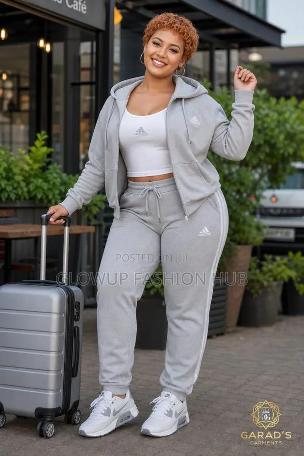 Sweatsuit Set - thumbnail 2