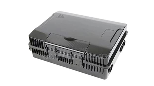 Fat Box Wall Mount 24 Port
