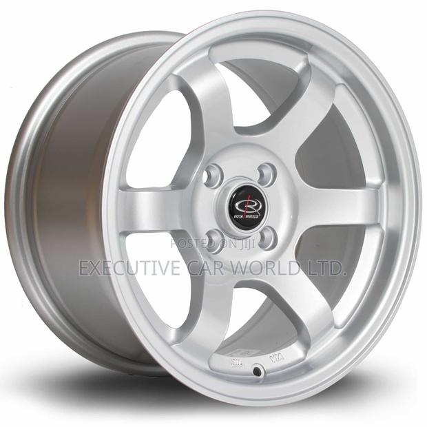 6-Spoke 17-Inch Alloy Rims
