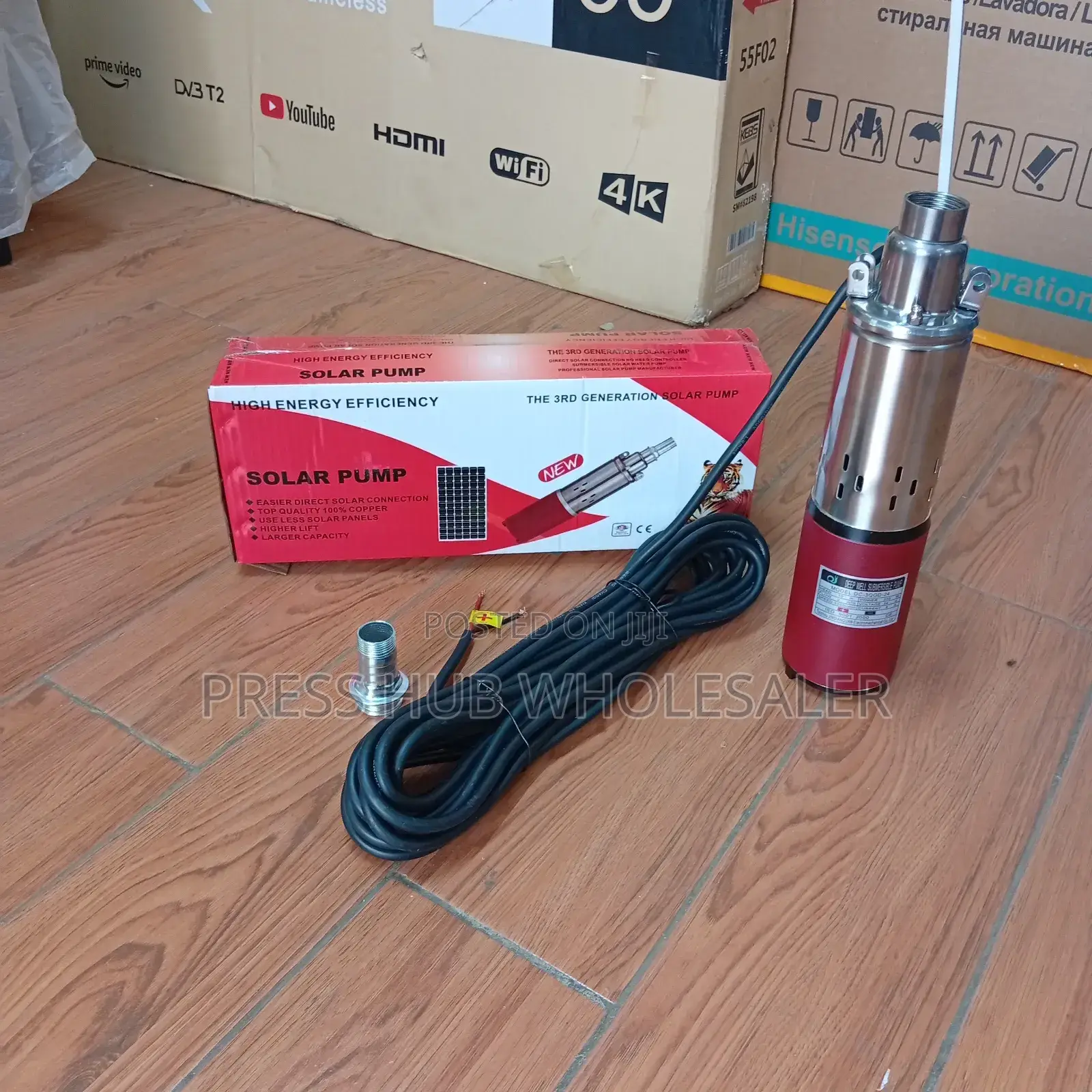 24v Dc Solar Submersible Water Pump Set, Utilizing a 250w Solar Panel.