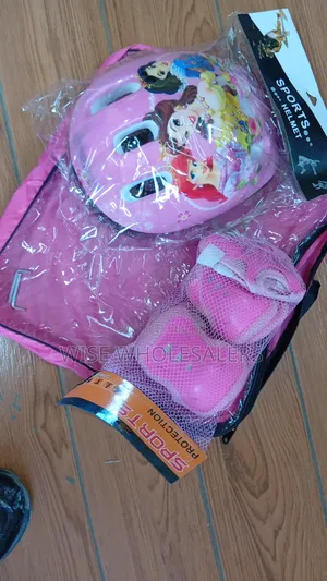 5 in 1 Kids Helmet With Helmet, Knee, Elbow/Wrist Pads Guard