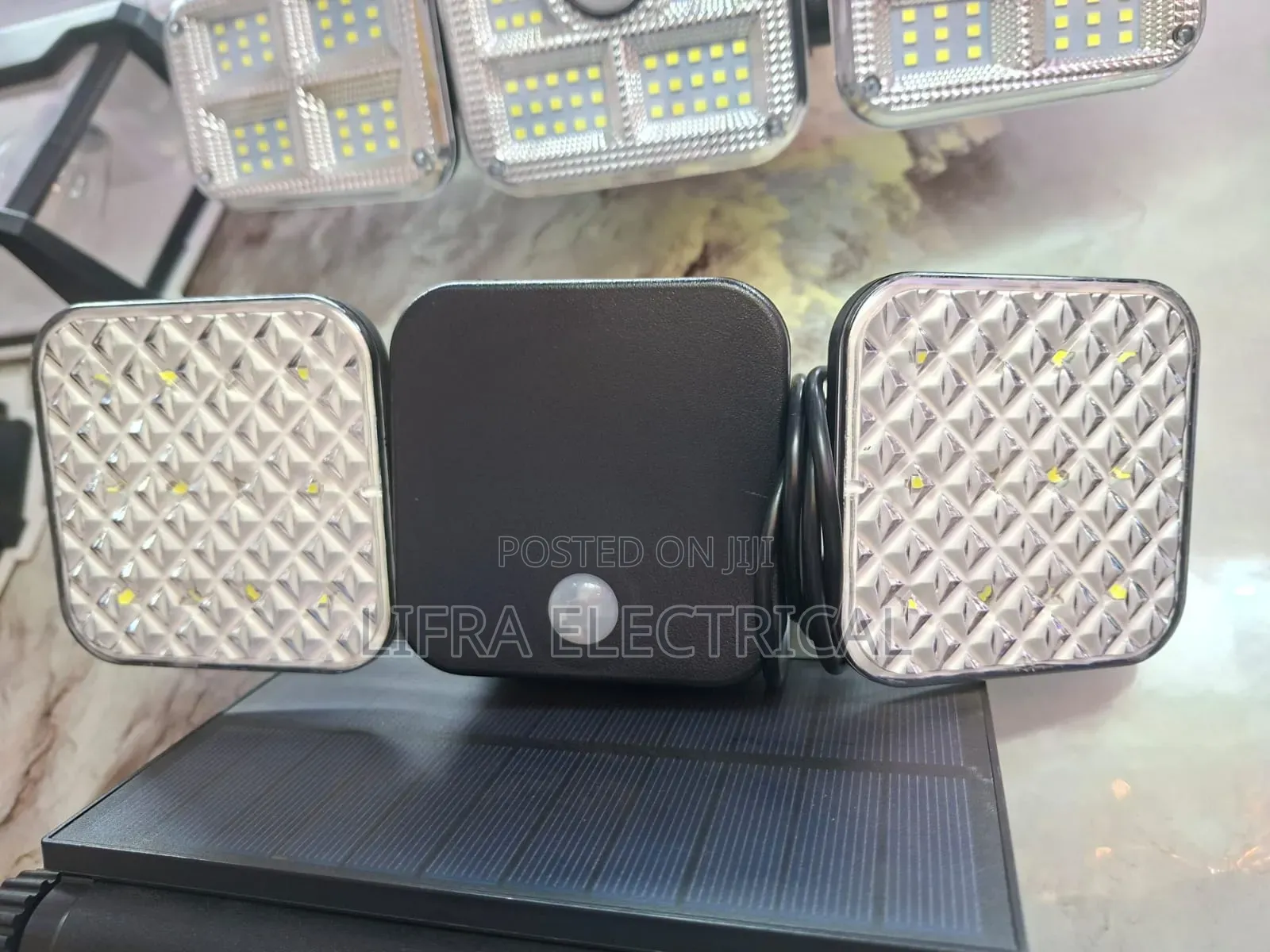 Solar Wall Light