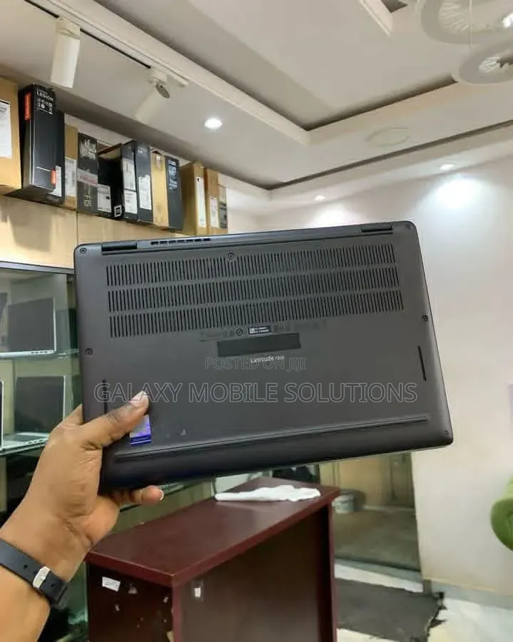 Laptop Dell Latitude 7310 32GB Intel Core i7 SSD 512GB