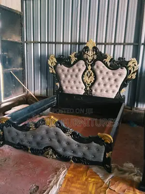 Grey King Size 4*6 Bed