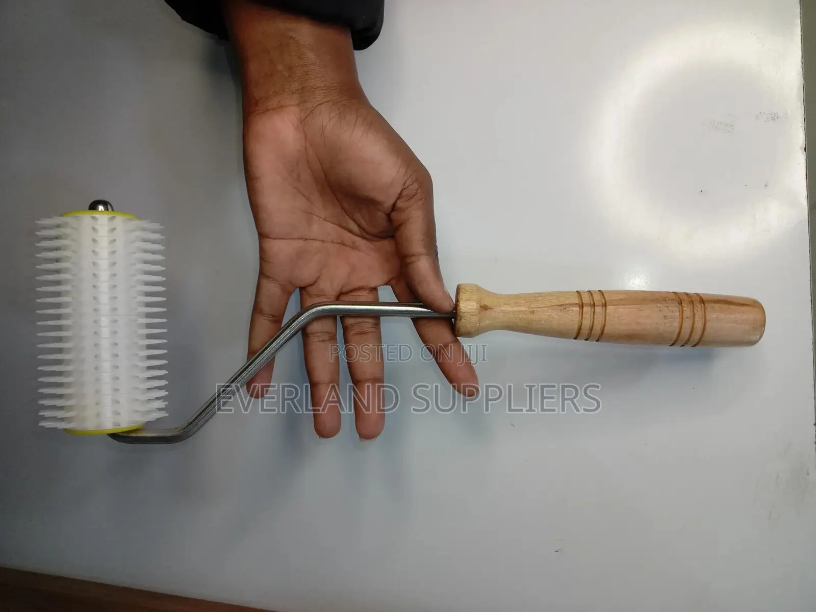 Ucapping Honey Rollers - Brown Handle