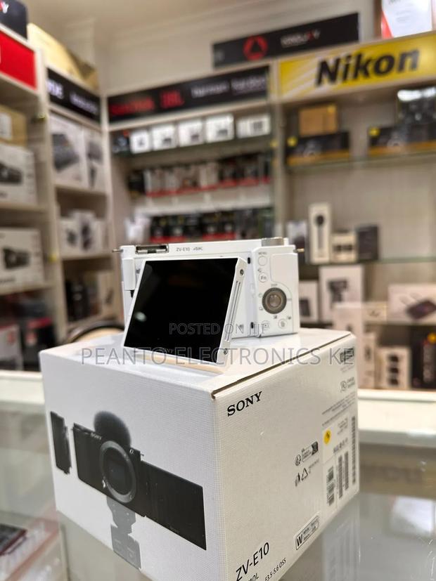 Sony Alpha Zv-E10 Interchangeable Lens Mirrorless Vlog Camera - White - thumbnail 5