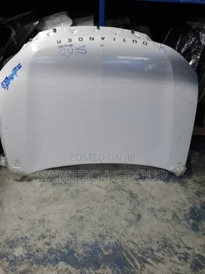 Marketable Mitsubishi Outlander X-Japan Bonnet Cover