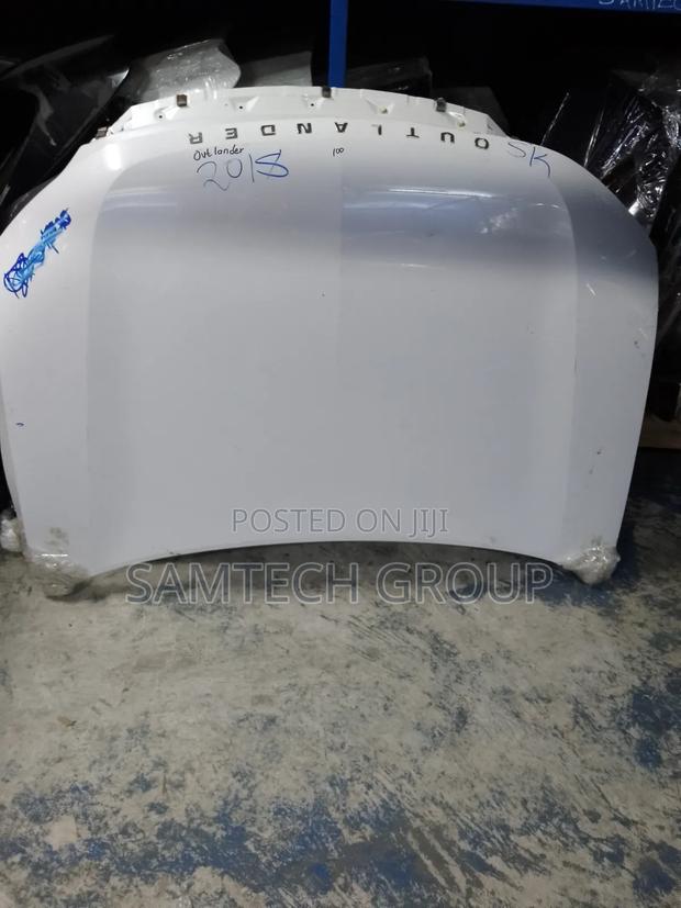 Marketable Mitsubishi Outlander X-Japan Bonnet Cover