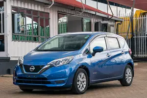 Nissan Note 1.2 Hybrid 2019 Blue