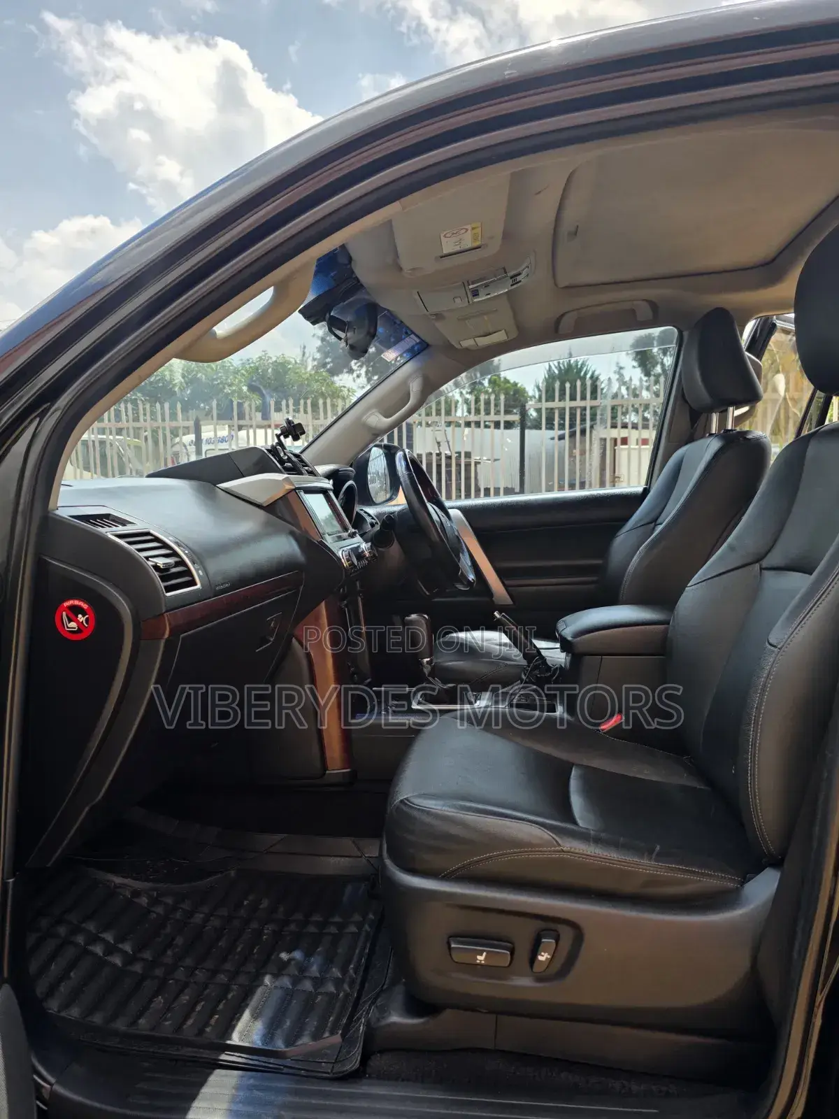 Toyota Land Cruiser Prado 2015 Black