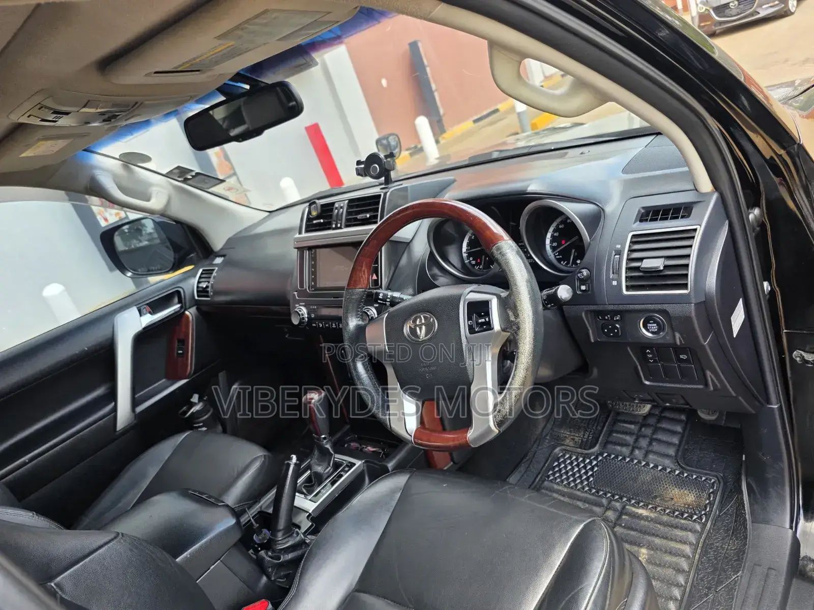 Toyota Land Cruiser Prado 2015 Black