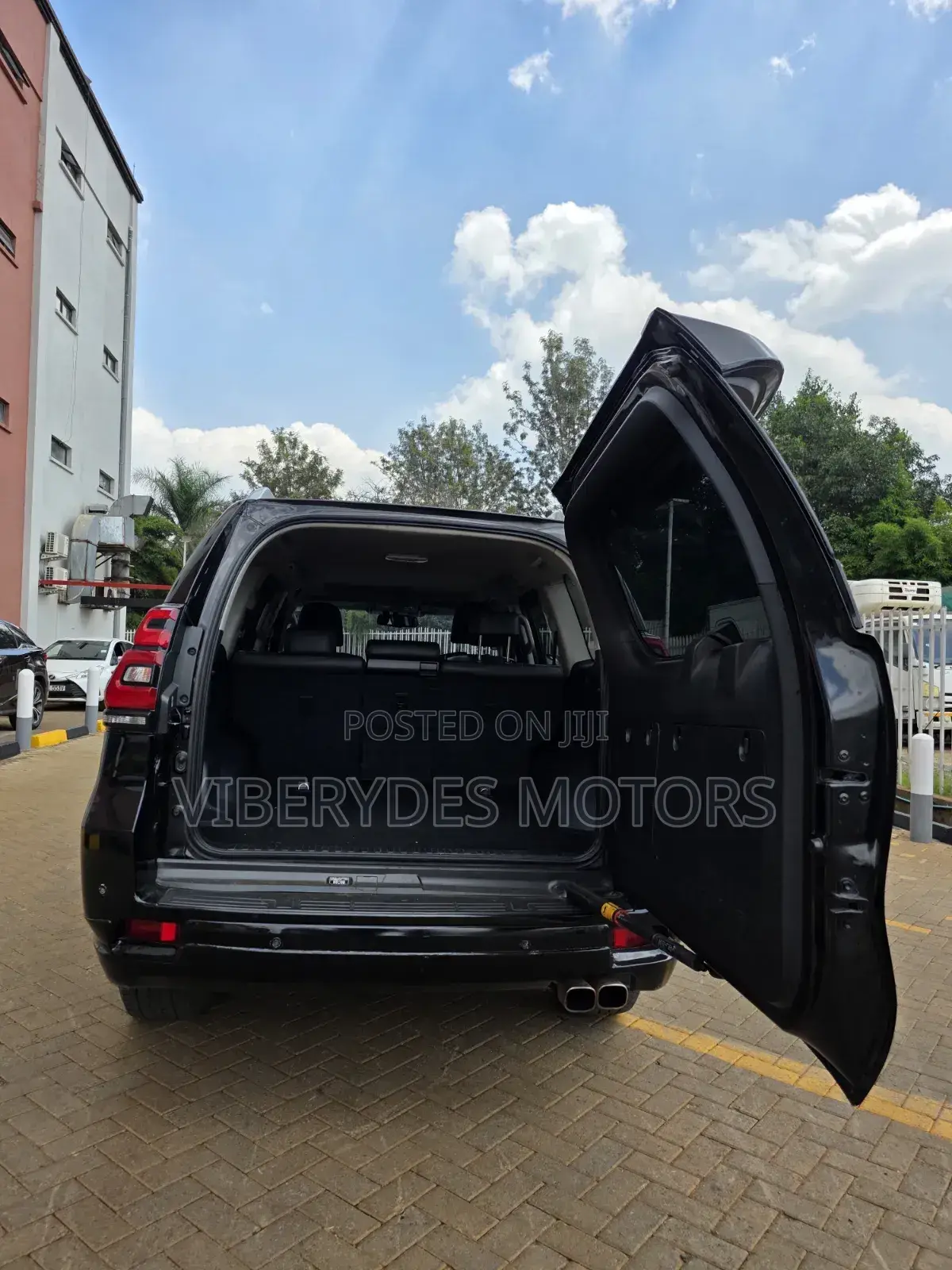 Toyota Land Cruiser Prado 2015 Black