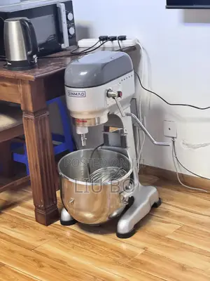 Brand-New Commercial Egg Beater, Selling at Second-Hand Prices