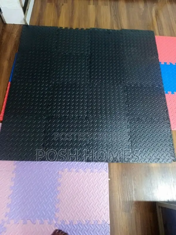 Black Interlocking Mats