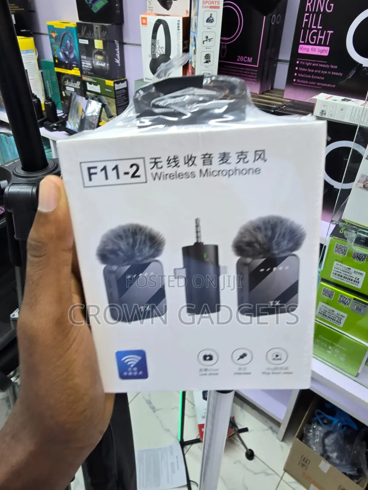 F11-2 Dual Wireless Mic Type-C Lightning 3.5mm System