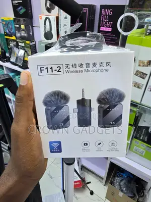 F11-2 Lavalier Mic Noise Reduction 20m Wireless Range